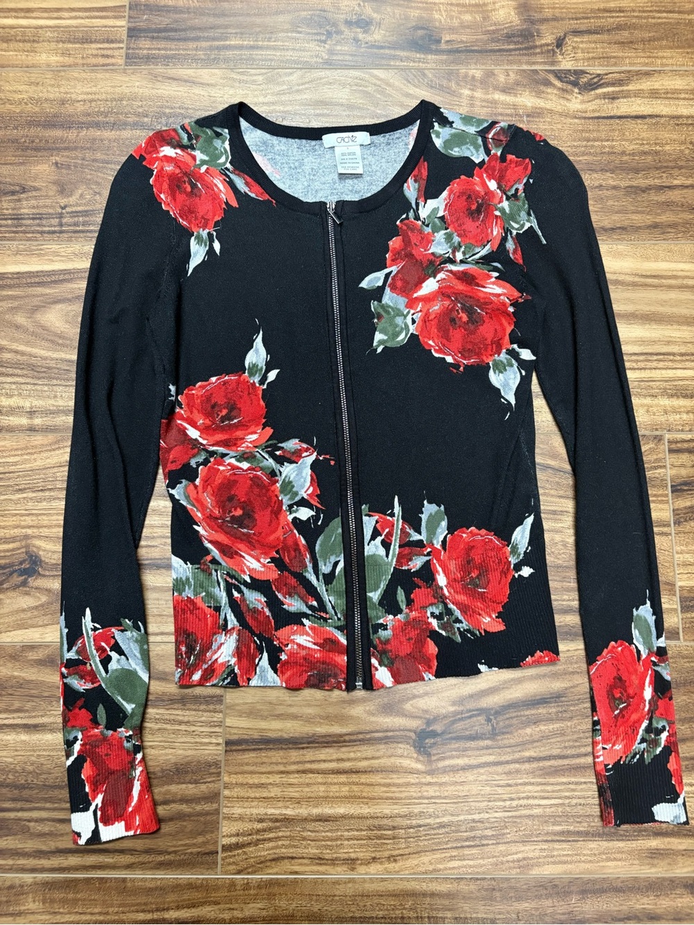 Cache black silver zip cardigan featuring a vibrant red rose floral print, Small